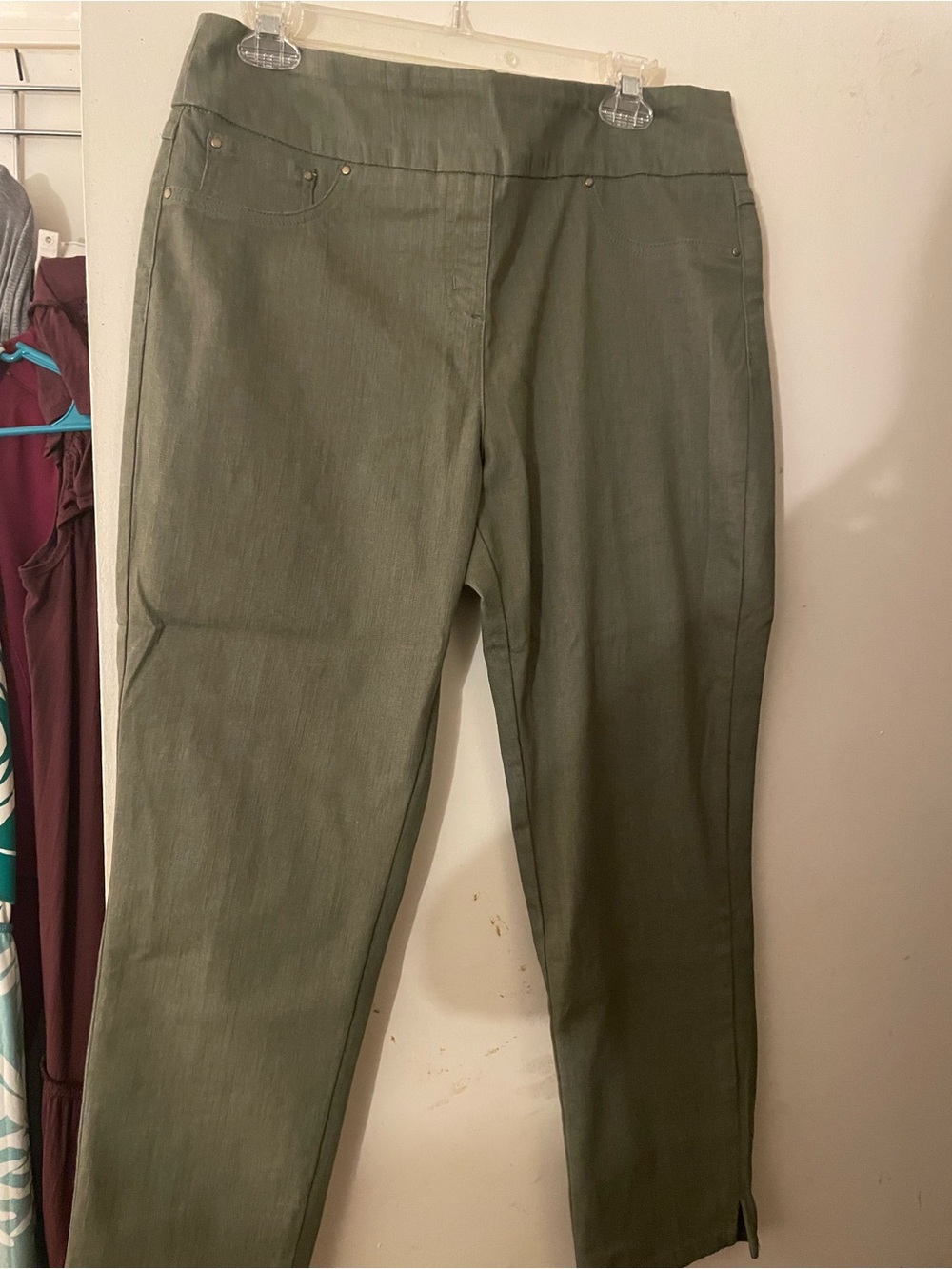 Ruby Rd. Olive Green Straight-Leg Women’s Jeans